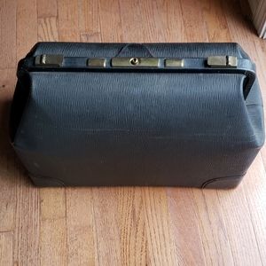 Vintage Shwayder doctor's bag